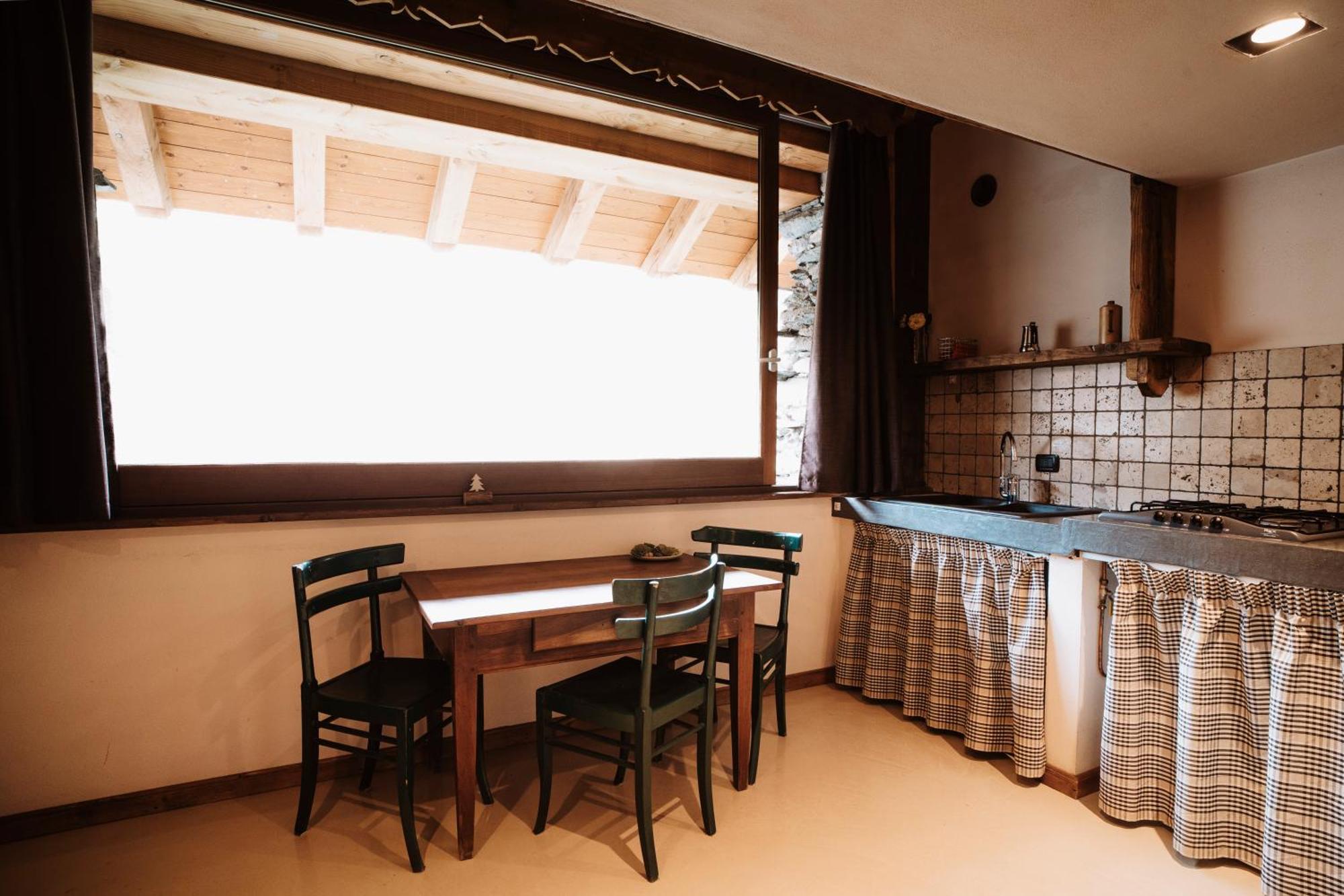 נוס Maison Rosset Agriturismo, Camere, Appartamenti E Spa In Valle D'Aosta מראה חיצוני תמונה