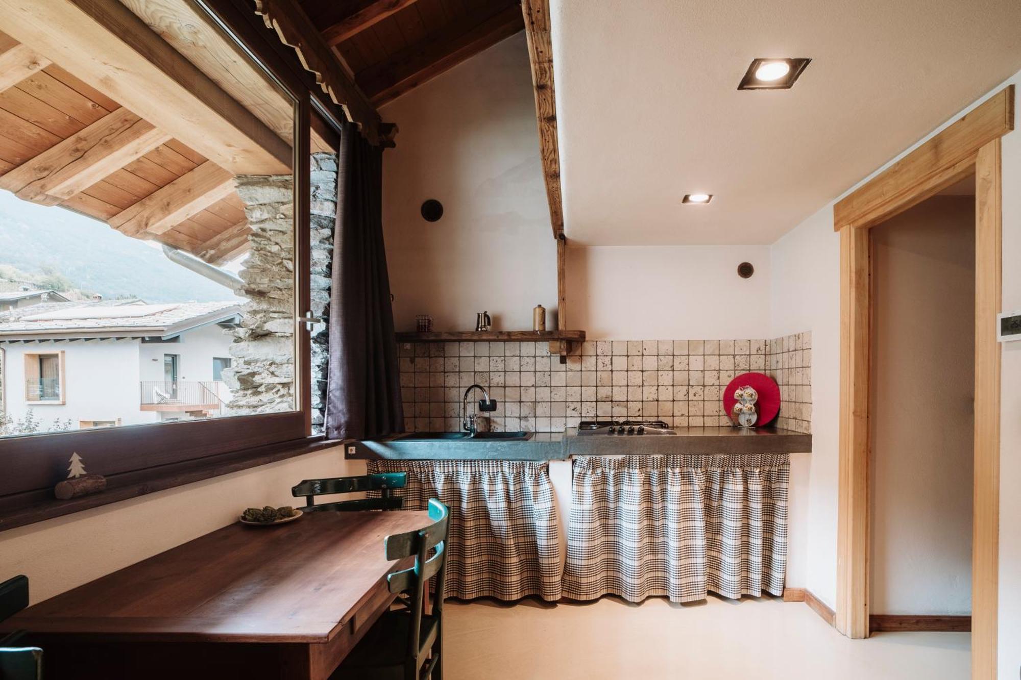 נוס Maison Rosset Agriturismo, Camere, Appartamenti E Spa In Valle D'Aosta מראה חיצוני תמונה