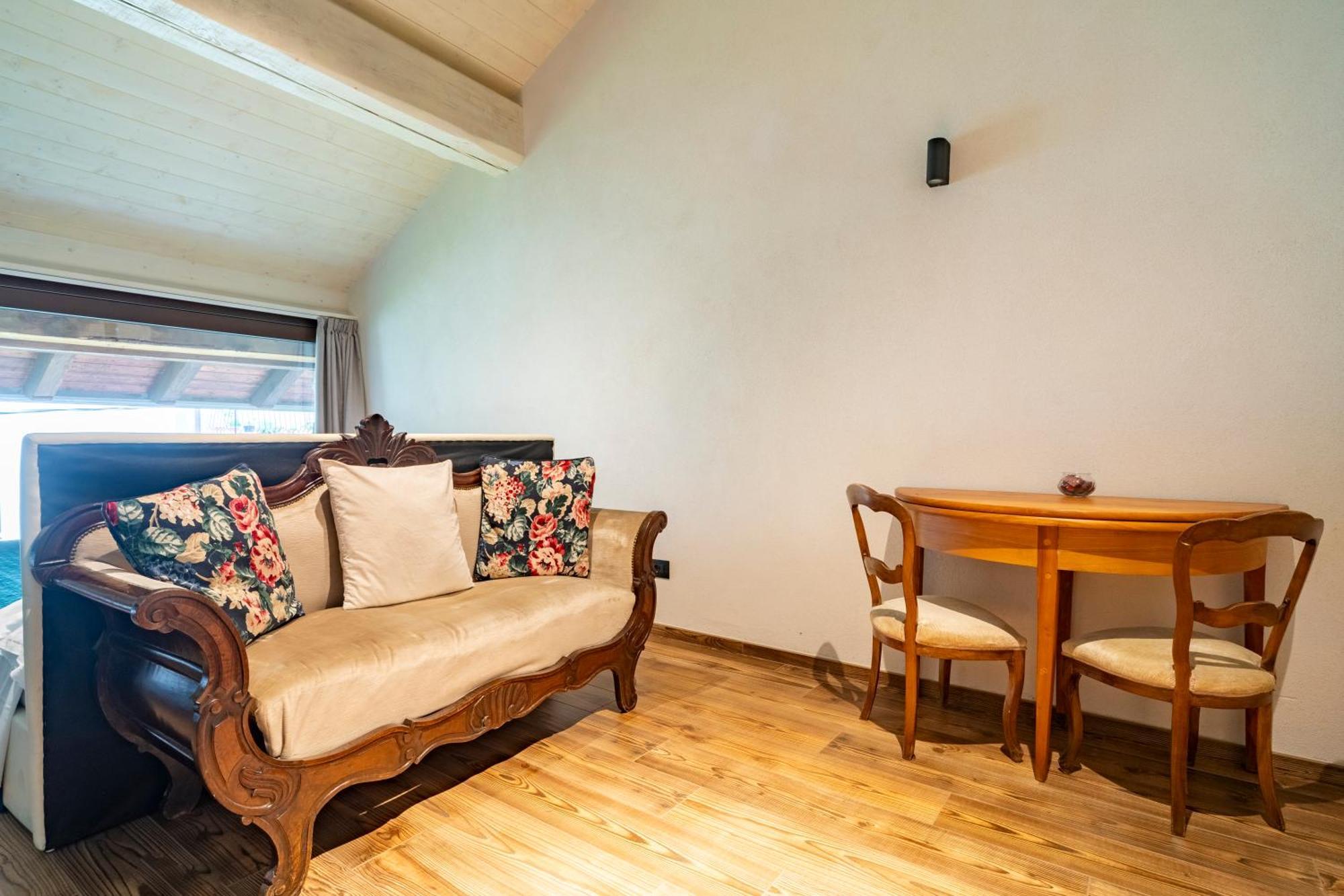 נוס Maison Rosset Agriturismo, Camere, Appartamenti E Spa In Valle D'Aosta מראה חיצוני תמונה
